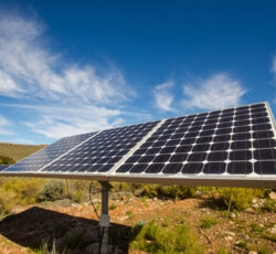 Close,up,wide,angle,view,of,photovoltaic,solar,panels,on