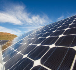 Close,up,wide,angle,view,of,photovoltaic,solar,panels,on